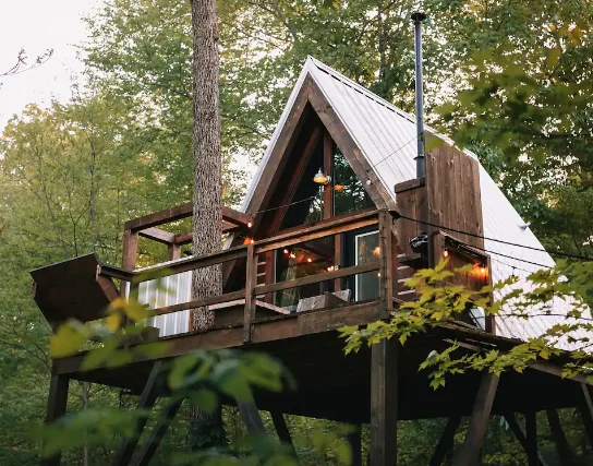 The Arrow - Treehouses for Rent in Dundee, Ohio