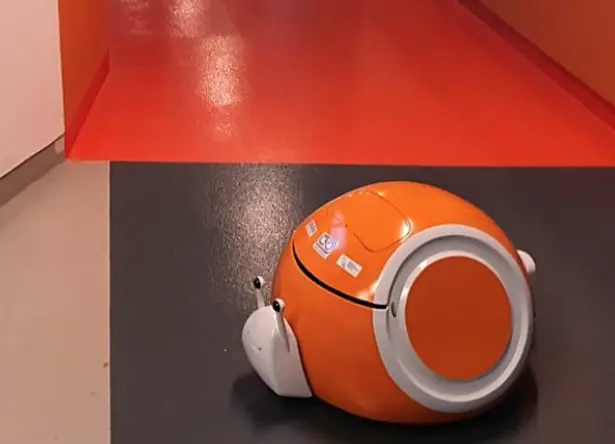 Autonomous Steam Mopping Robot Redefining Floor Hygiene