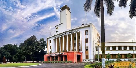 Top Engineering Colleges In India (By Ranking and Rating)