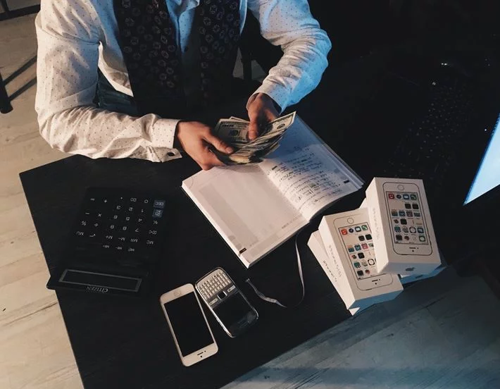 Use an Auto Loan Rate Calculator