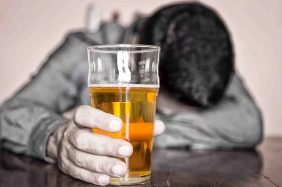 The Secrets to Helping An Alcoholic Family Member