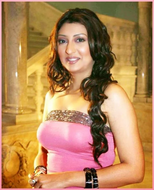 Juhi Parmar Instagram Photos