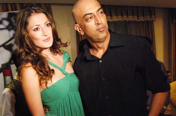 Dina Umarova, Wife of Vindu Dara Singh