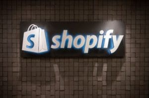 Pros & Cons of Using Shopify for eCommerce