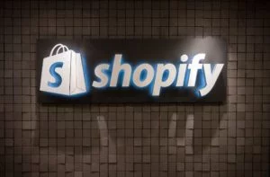 Shopify Pros and Cons: Is It Right for Your Store?
