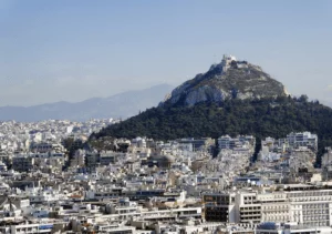 10 Things to Know Before Traveling to Athens