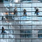 Cleaning Tall Buildings Windows