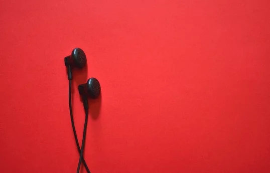 Słuchawki lub słuchawki