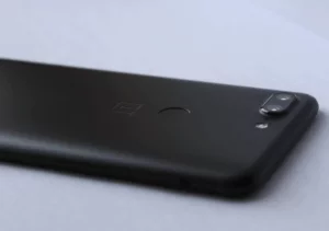Top 6 Best OnePlus 5T Accessories You Should Buy