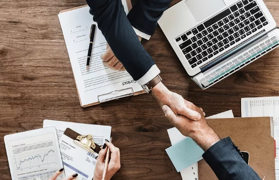 How to Balance Business Savvy