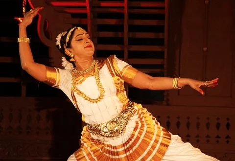 Mohiniattam Dance