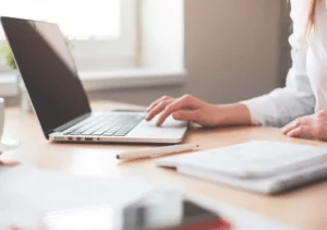 Outsourcing PHP Development: Benefits And Risks
