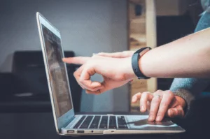 Guide On How to Surge Digital Market Interactions Through Geofencing
