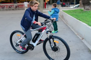 7 Reasons Why You Should Really Try an e-MTB