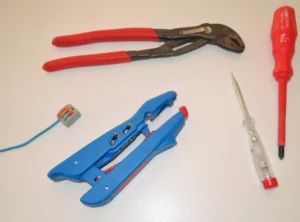 Tips to Choose the Best Wire Strippers for Electrical Projects