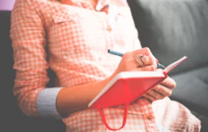 8 Infallible Steps to Write Quality Articles On Your Blog