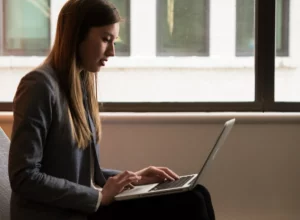 5 Ways to Utilize Cold Emails to Generate Warm Leads