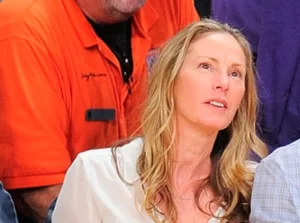 Kristin Austin - Steve Austin's wife