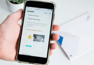 Top 7 Benefits of Using Shopify For Your Vancouver Business