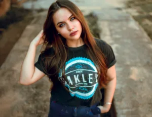 Why It Is Important to Purchase Bulk T Shirts From A Reliable Source?