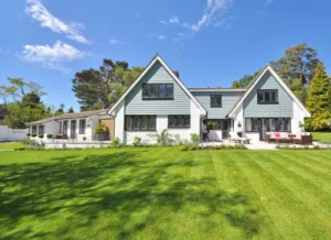 Building A Custom Family Home: 7 Factors To Consider