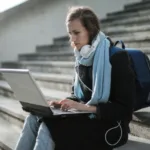 What Role Does Online Class Help Service Play In A Student’s Life?
