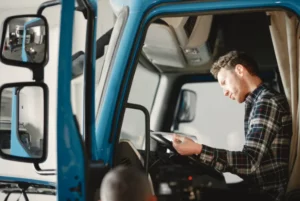Tips for truckers to avoid accidents