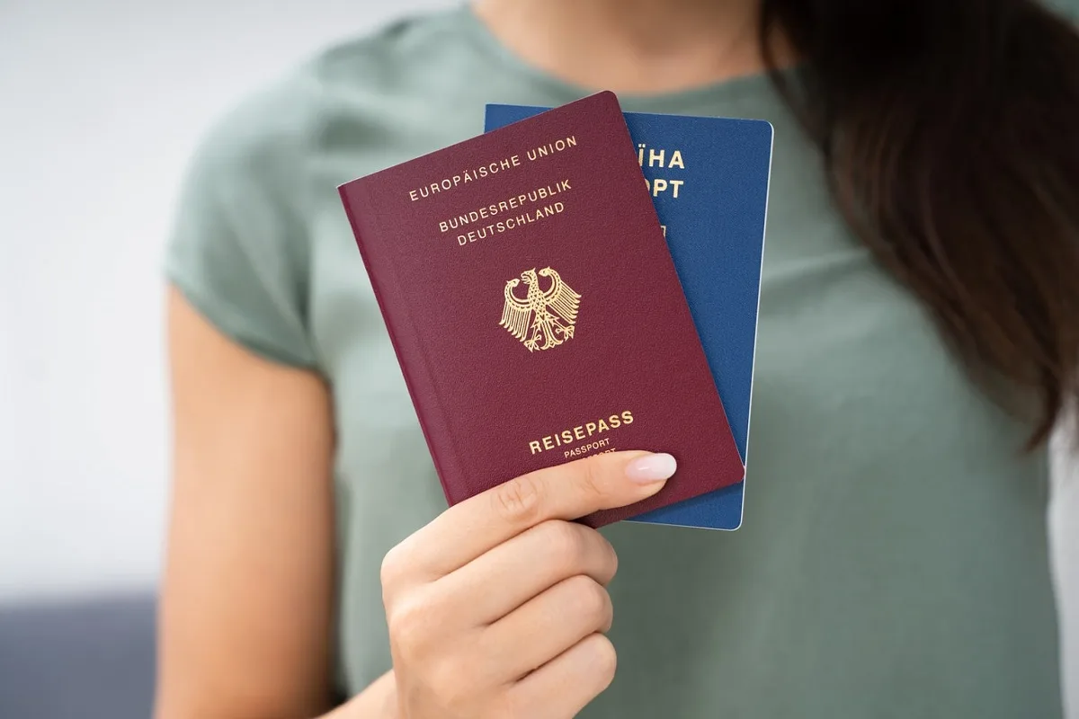 Unlocking the Dual Citizenship Dilemma: Navigating Advantages and Disadvantages 1 Dual Citizenship Advantages and Disadvantages