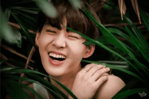 Saint Suppapong: Biography, Age, Height, Girlfriend, Education, Family & House