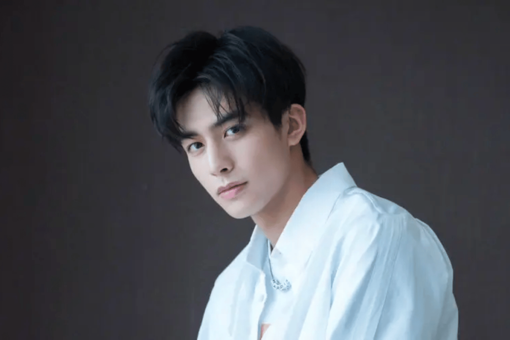 Song Weilong: biografía, edad, altura, novia, esposa, hijos, familia, casa