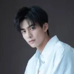 Song Weilong: Biography, Age, Height, Girlfriend, Wife, Kids, Family, House