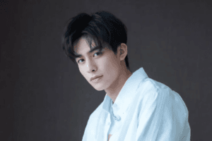 Song-Weilong-Biography-Age-Height-Girlfriend-Wife-Kids-Family-House
