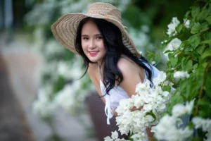What Do White Jasmine Flowers Mean?