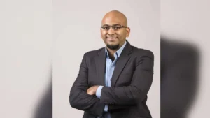 Shantanu Deshpande biography and early life